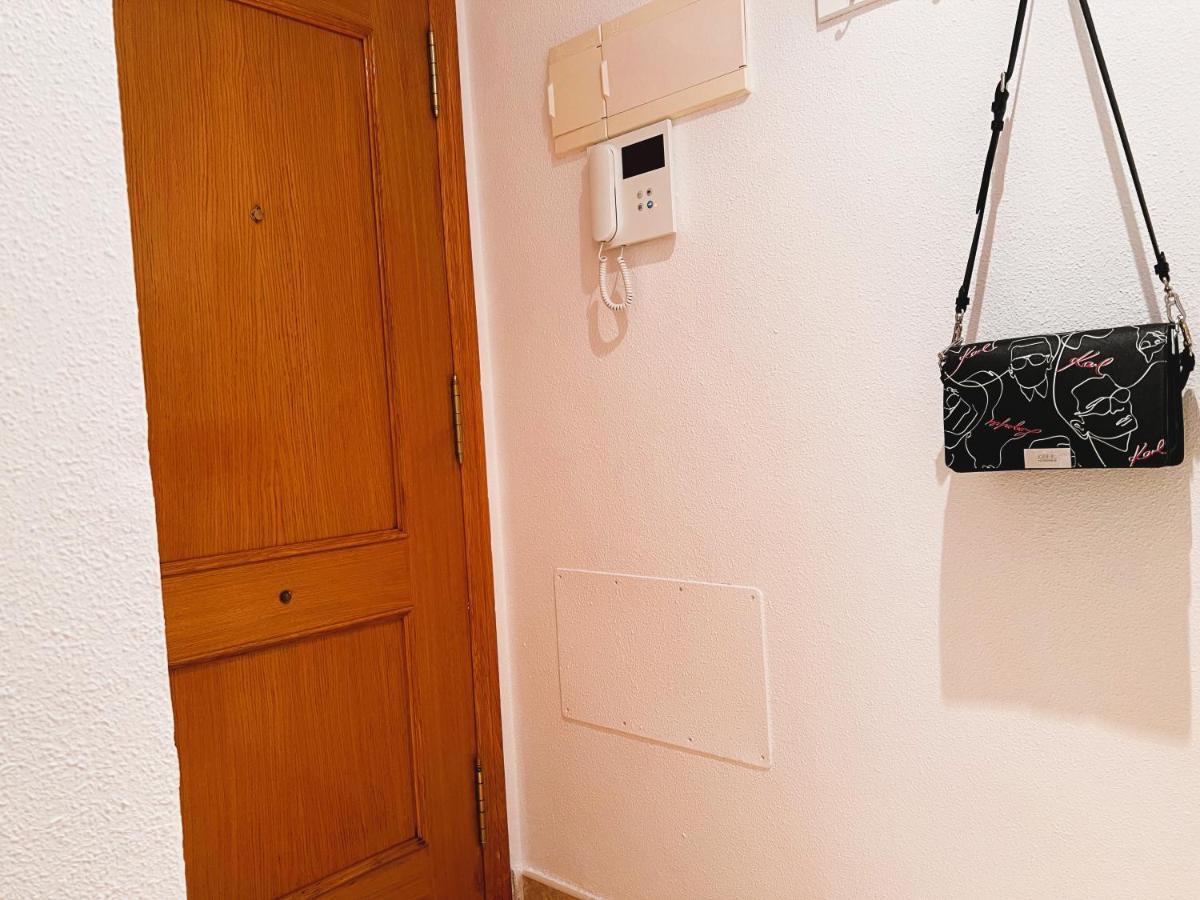 Holiday Suite Fragata Торрев'єха Екстер'єр фото