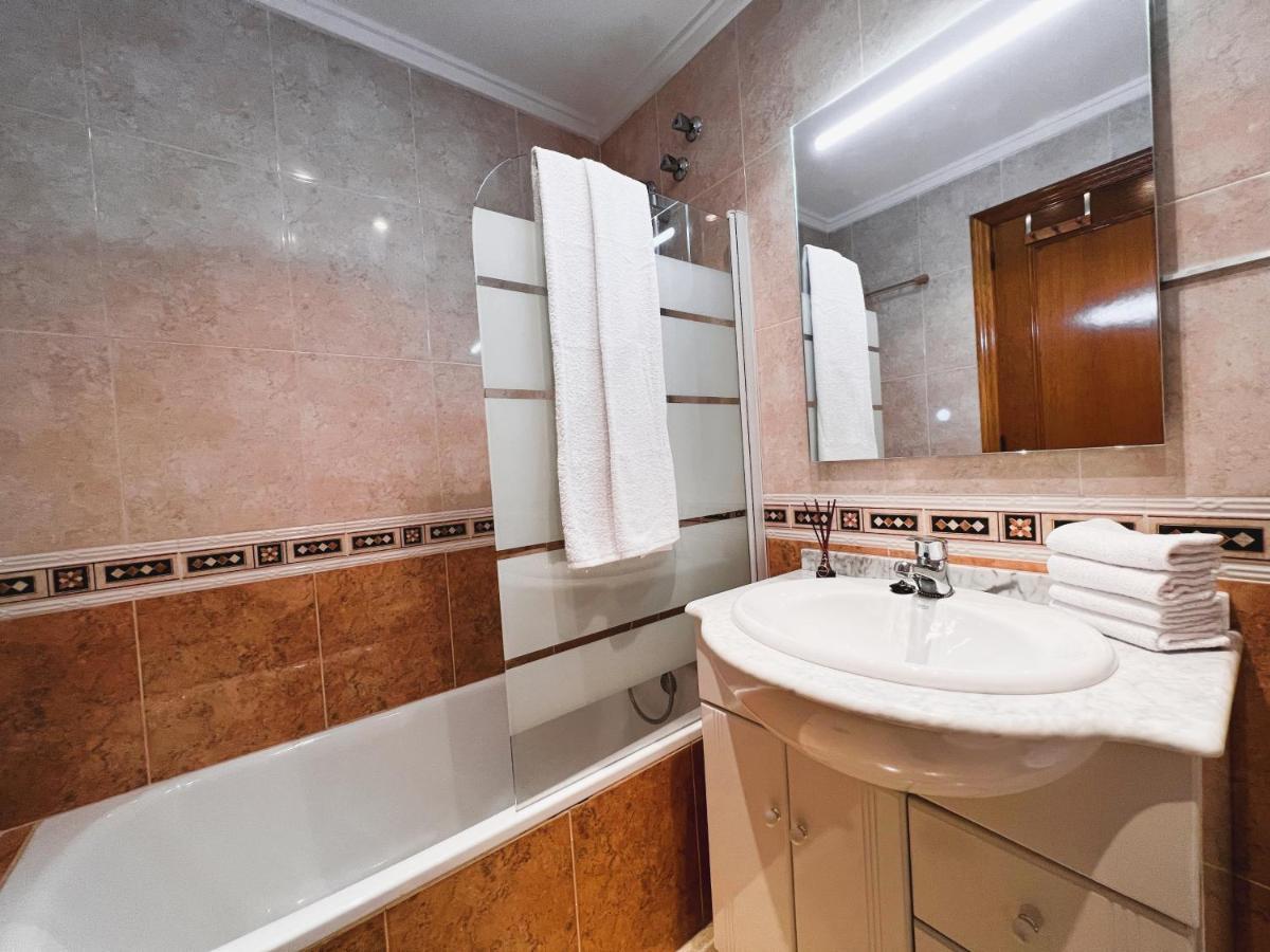 Holiday Suite Fragata Торрев'єха Екстер'єр фото