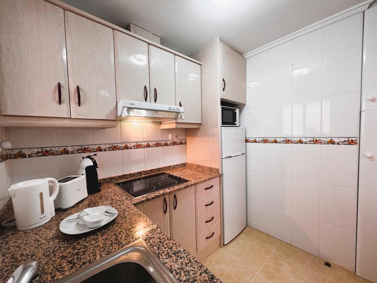 Holiday Suite Fragata Торрев'єха Екстер'єр фото